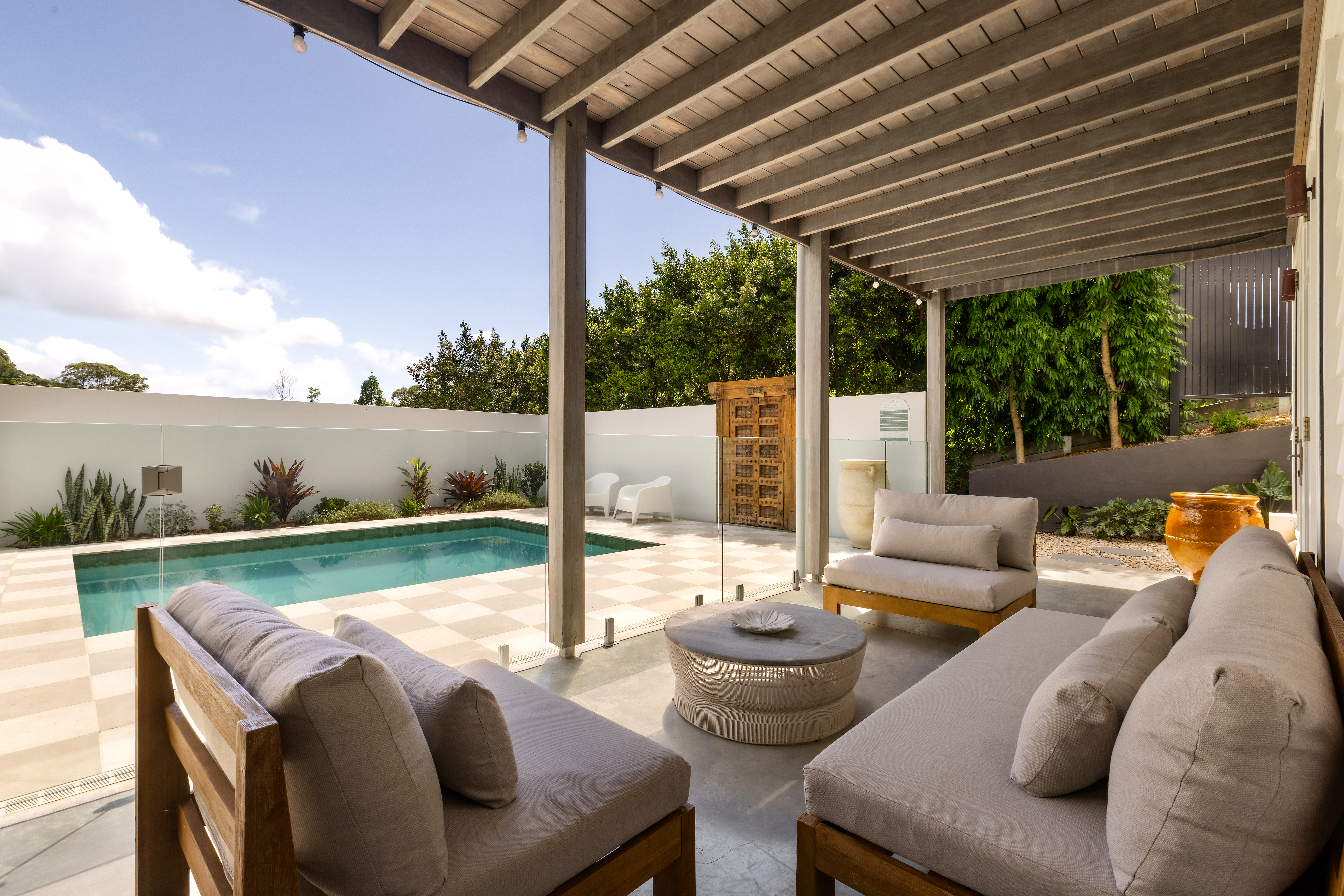 Pool and outdoor area
